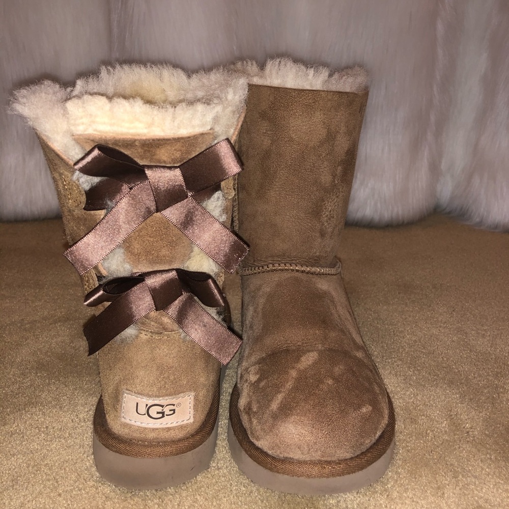 BAILEY BOW || BOOT